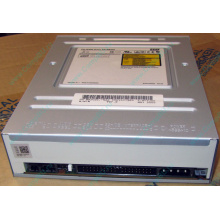 CDRW TSST SR-M8202 IDE white (Нефтекамск)